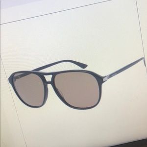 Gucci Mens sensual Romanticism Nylon Pilot